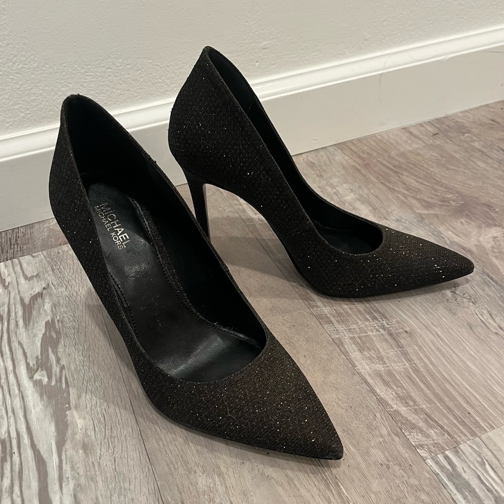 Michael Kors Black Sparkle Pump NWOT
